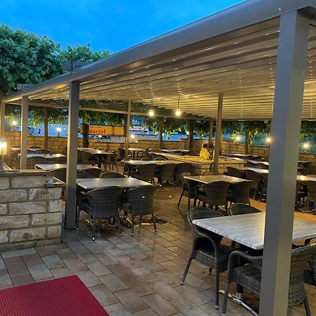 Lightplace • Groessere Gruppen • 4 Einzelzimmer • Boxspring • Smart Tv • Biergarten • Restaurant บราวน์ชไวก์ ภายนอก รูปภาพ